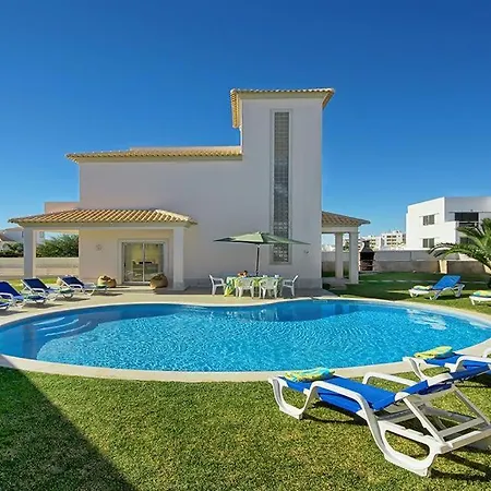 Sleeps 8 With Pool Air Con And Wifi Gale de Cima